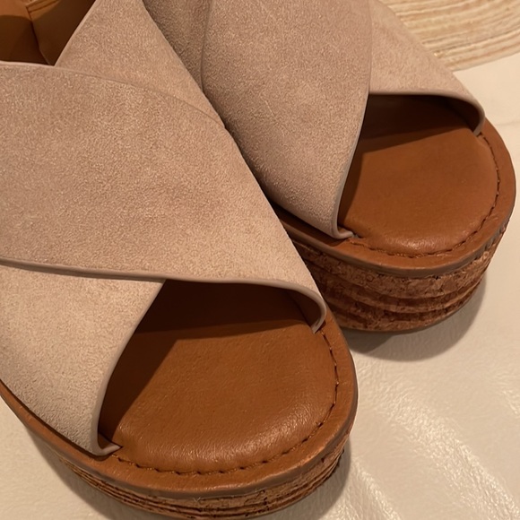 (8.5) FRANCO SARTO BM vanilla suede Caroline cork real suede leather 3”platforms - Picture 12 of 12